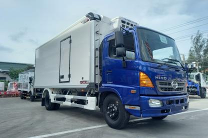 XE TẢI HINO XZU 720 3,5 TẤN THÙNG BẢO ÔN