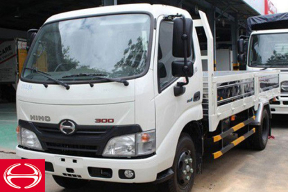 XE TẢI HINO XZU650 1,9 TẤN THÙNG LỬNG