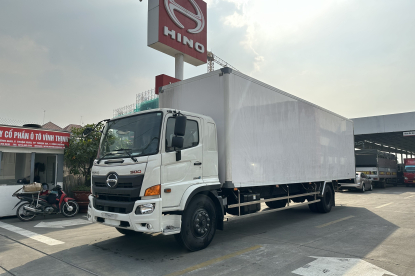 XE TẢI HINO FG8JT7A_UTL 8 TẤN 9,8M THÙNG LINH KIỆN ĐIỆN TỬ